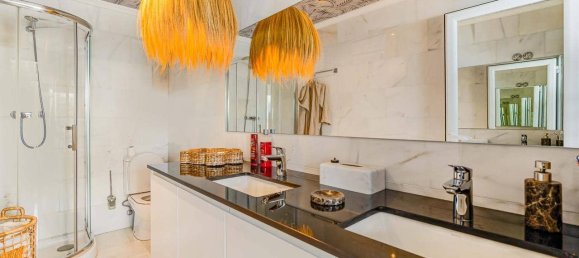 4 bedrooms Penthouse in Marbella, Spain No. 183483 5