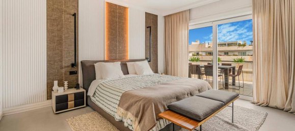 4 bedrooms Penthouse in Marbella, Spain No. 183483 7