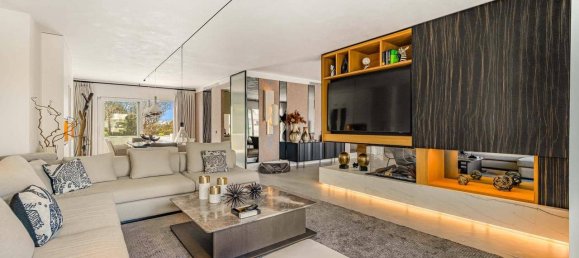 4 bedrooms Penthouse in Marbella, Spain No. 183483 16