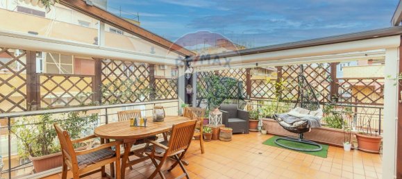 3 rooms Apartment in Rome, Italy No. 16391 26