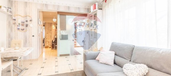 3 rooms Apartment in Rome, Italy No. 16391 6