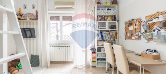 3 rooms Apartment in Rome, Italy No. 16391 45