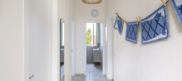 3 Schlafzimmer Haus in Ranco, Italy, Nr. 328156 11