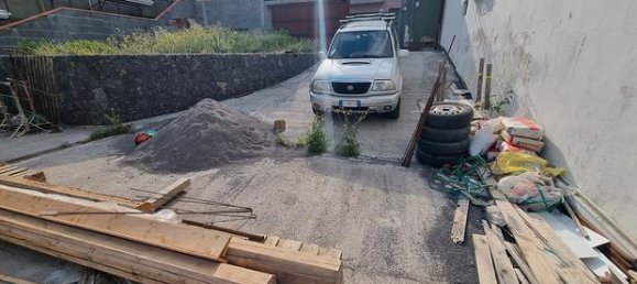 5-Zimmer Villa in Motta Sant'Anastasia, Italy, Nr. 273573 3