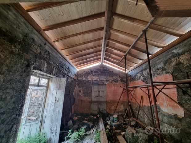 5-Zimmer Villa in Motta Sant'Anastasia, Italy, Nr. 273573