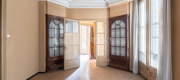 6 bedrooms Apartment in Eixample, Spain No. 142638 8