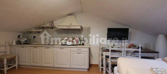 4 Schlafzimmer Wohnung in Montaione, Italy, Nr. 173095 20