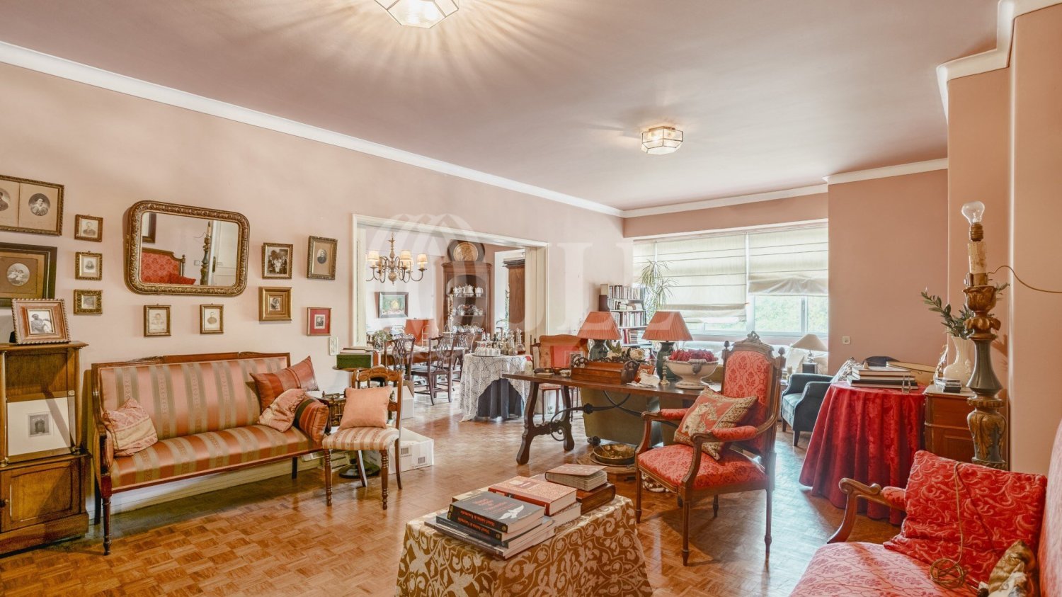 5 غرف نوم شقة في Lisbon, Portugal رقم 96244