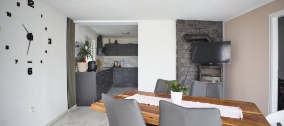 Casa de 5 divisões em Traun, Austria N.º 192606 2