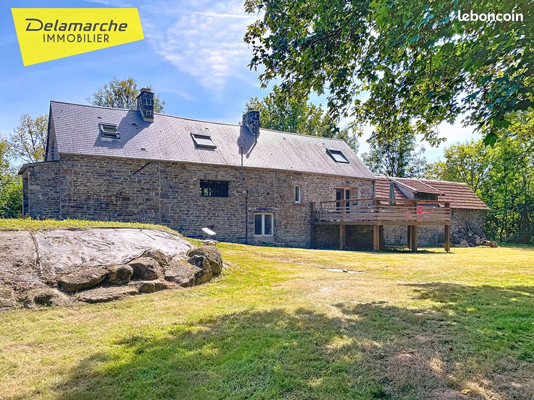 3 bedrooms House in Manche, France No. 358130