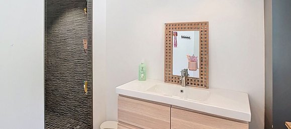 3 bedrooms House in Manche, France No. 358130 7