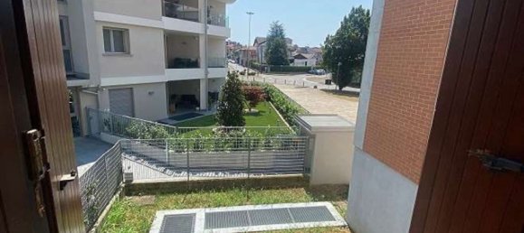 2 rooms Apartment in Concorezzo, Italy No. 277942 12