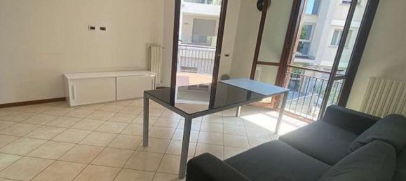 2 rooms Apartment in Concorezzo, Italy No. 277942 8