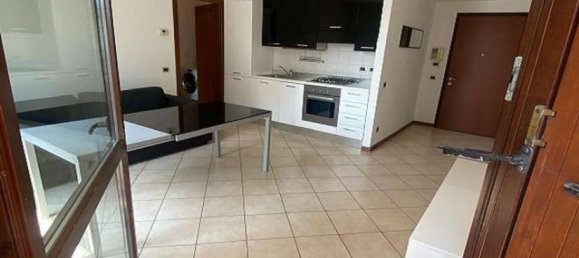 2 rooms Apartment in Concorezzo, Italy No. 277942 7