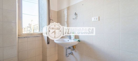 2 bedrooms Apartment in Rome, Italy No. 306207 26