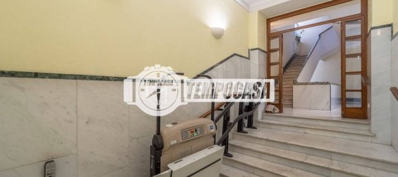2 bedrooms Apartment in Rome, Italy No. 306207 6