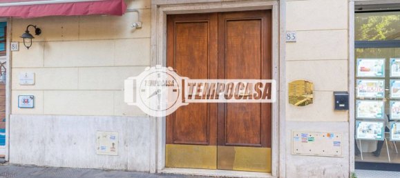 2 bedrooms Apartment in Rome, Italy No. 306207 11