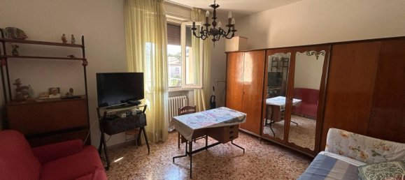 5-salle Appartement à Mirandola, Italy No. 271731 14