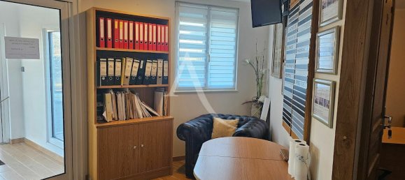 Oficina en Calais, France 318 m² No. 248621 4