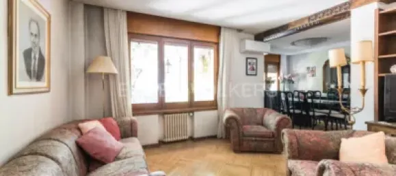 8 غرف نوم منزل في Madrid, Spain رقم 176768 26