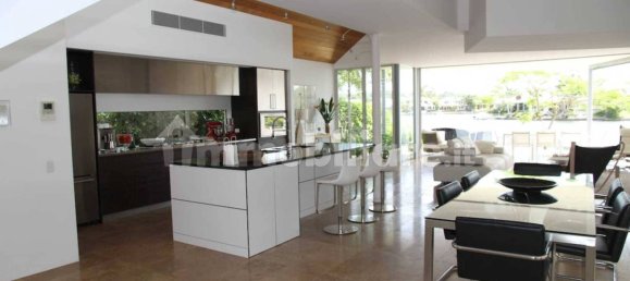 3 bedrooms Apartment in Naples, Italy No. 285860 40