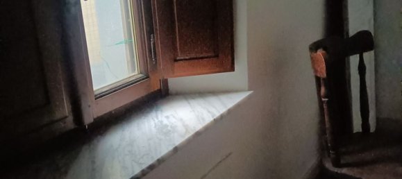 Дом с 5 комнатами в Камайоре, Италия № 117734 8