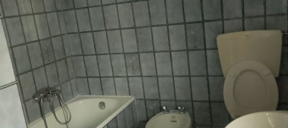 Дом с 5 комнатами в Камайоре, Италия № 117734 9