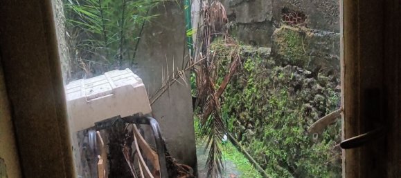 Дом с 5 комнатами в Камайоре, Италия № 117734 19