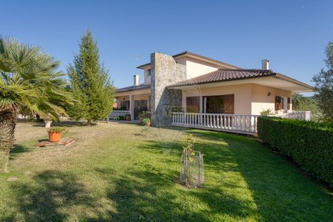 6 bedrooms House in Ourem, Portugal No. 181259