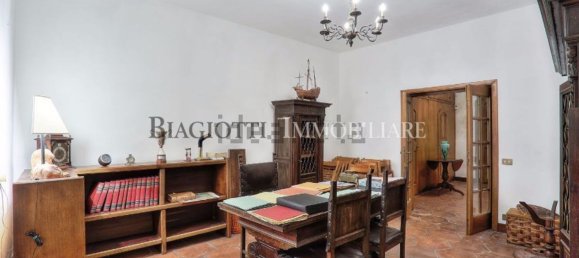 12 bedrooms Villa in Livorno, Italy No. 379409 4