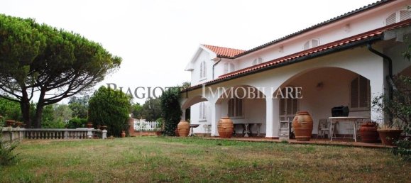 12 bedrooms Villa in Livorno, Italy No. 379409 25