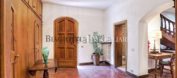 12 bedrooms Villa in Livorno, Italy No. 379409 7