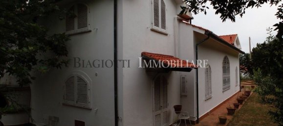 12 bedrooms Villa in Livorno, Italy No. 379409 31
