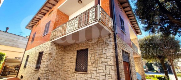 4 bedrooms House in Bettona, Italy No. 60681 30