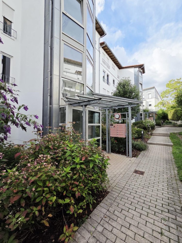 3-Zimmer Wohnung in Wiesbaden, Germany, Nr. 259848