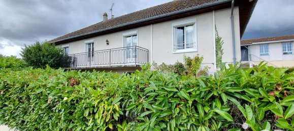 4 bedrooms House in Thure, France No. 321020 7