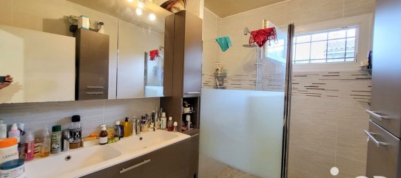 4 bedrooms House in Thure, France No. 321020 5