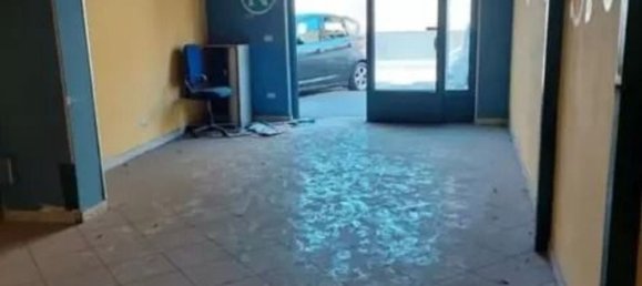 Propiedad comercial en Casalnuovo di Napoli, Italy 40 m² No. 254598 4