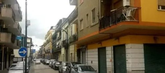 Propiedad comercial en Casalnuovo di Napoli, Italy 40 m² No. 254598 2