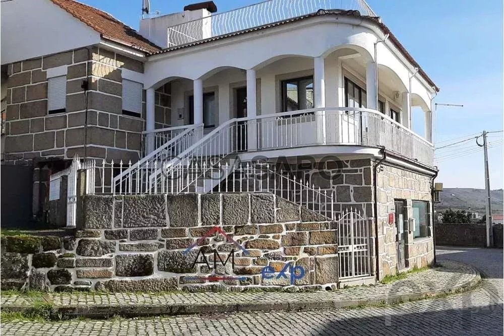 Casa de 3 dormitorios en Favaios, Portugal No. 203290