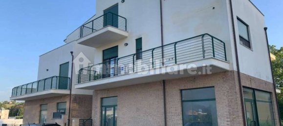 1 room Garage in Fermo, Italy No. 272717 4