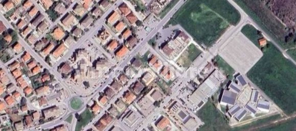 1 room Garage in Fermo, Italy No. 272717 12