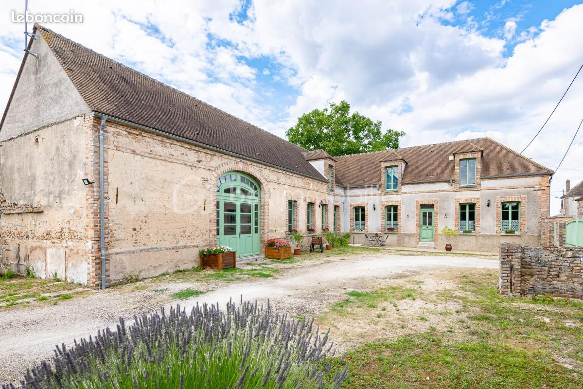 4 غرف نوم منزل في Yonne, France رقم 284828