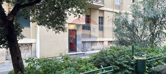 Квартира с 4 спальнями в Генуя, Италия № 325157 4