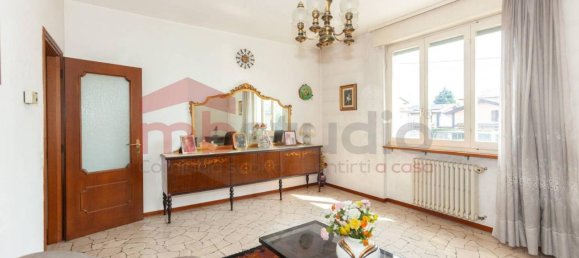 3غرفة شقة في Limido Comasco, Italy رقم 21002 6