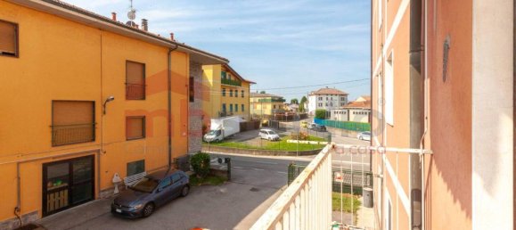 3غرفة شقة في Limido Comasco, Italy رقم 21002 22