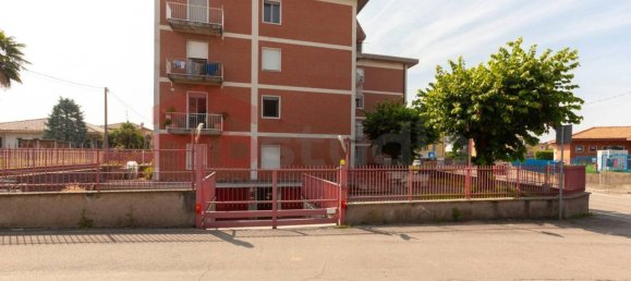 3غرفة شقة في Limido Comasco, Italy رقم 21002 29