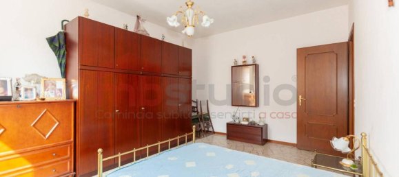 3غرفة شقة في Limido Comasco, Italy رقم 21002 25