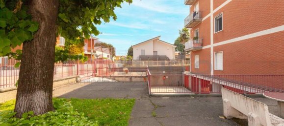 3غرفة شقة في Limido Comasco, Italy رقم 21002 33