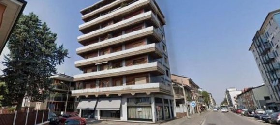 3 rooms Apartment in Cusano Milanino, Italy No. 59899 7